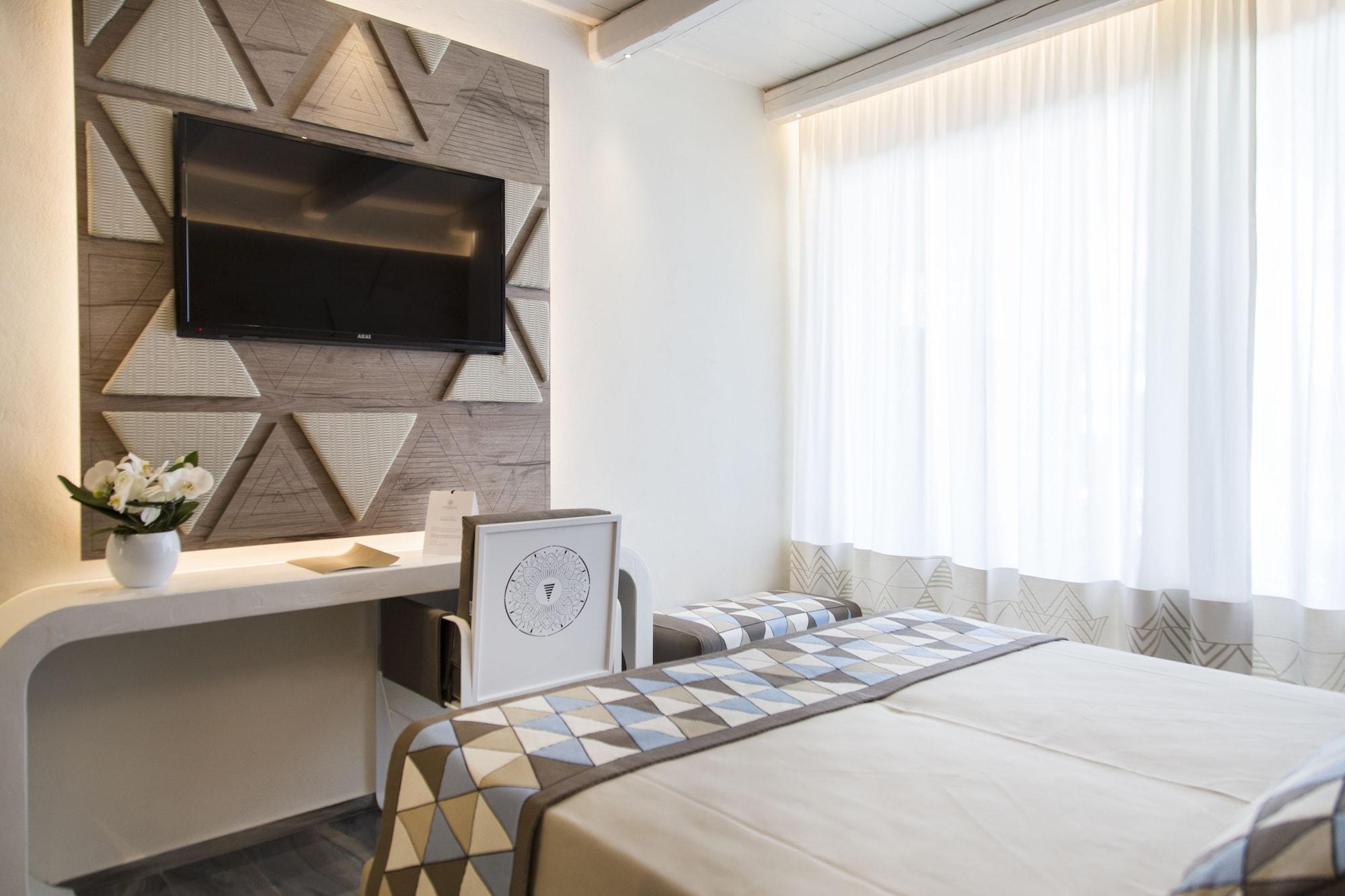 Sandalia Boutique Hotel - Adults Only Cannigione Exterior photo